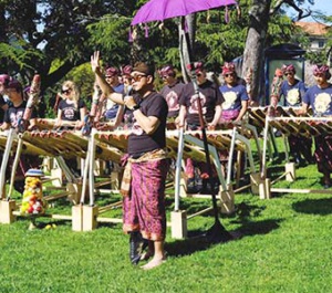 Gamelan Sekar Jaya at Jean Sweeney Park 340