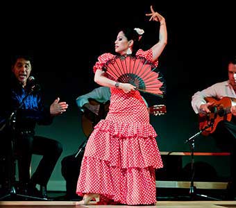 Flamenco a Las 8 with Melissa Cruz